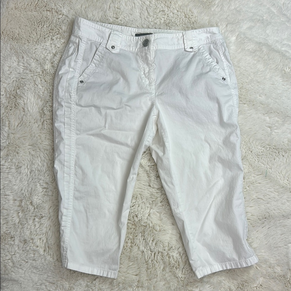 Ann Taylor Women’s Curvy Fit White Capris Pants Size 10